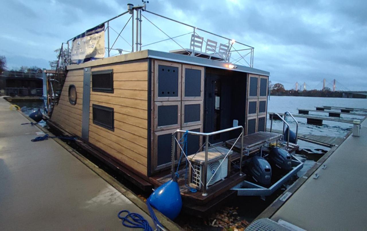 Houseboat Water King Apartament Plywajacy Dom Na Wodzie, 7 Os Βρότσλαβ Εξωτερικό φωτογραφία