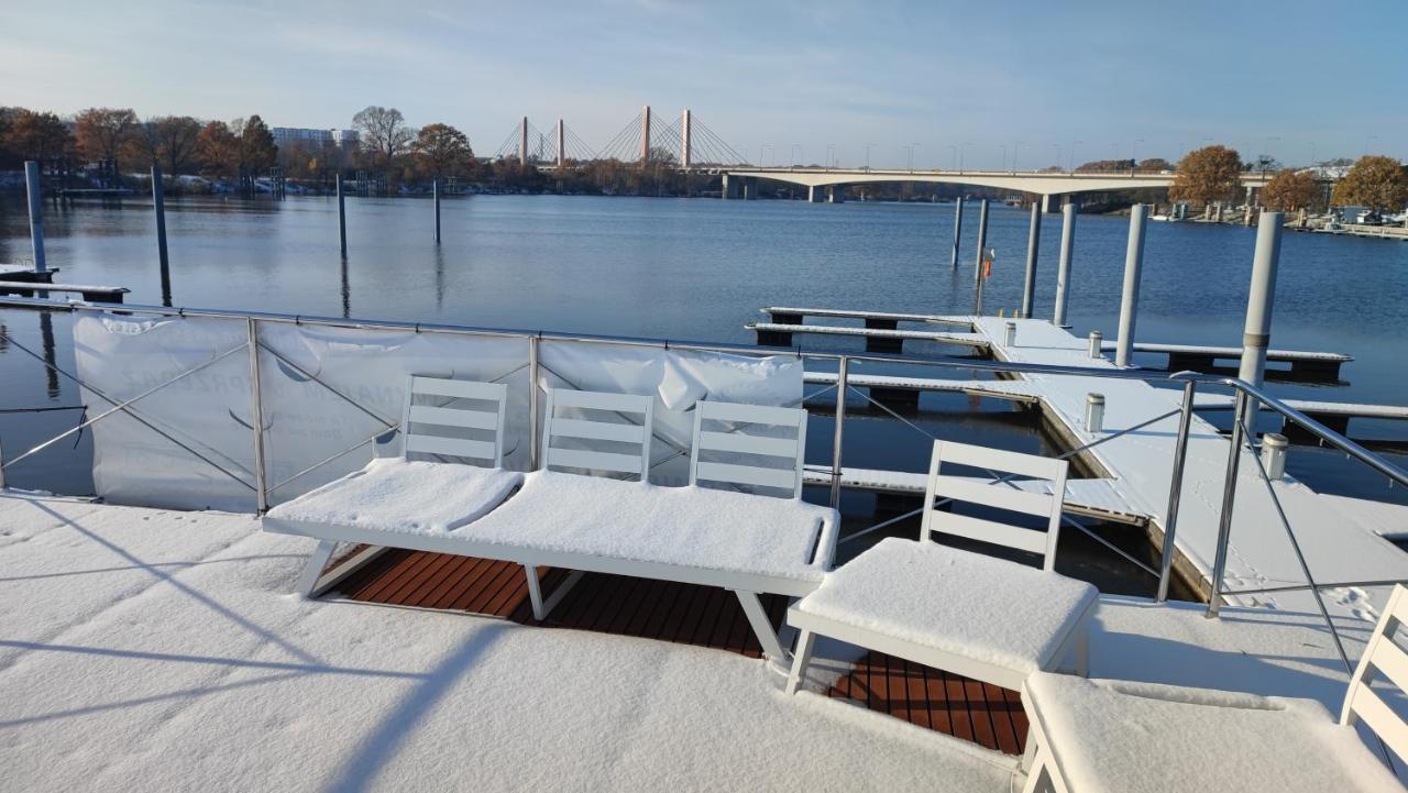 Houseboat Water King Apartament Plywajacy Dom Na Wodzie, 7 Os Βρότσλαβ Εξωτερικό φωτογραφία