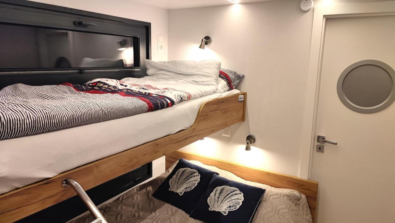 Houseboat Water King Apartament Plywajacy Dom Na Wodzie, 7 Os Βρότσλαβ Εξωτερικό φωτογραφία